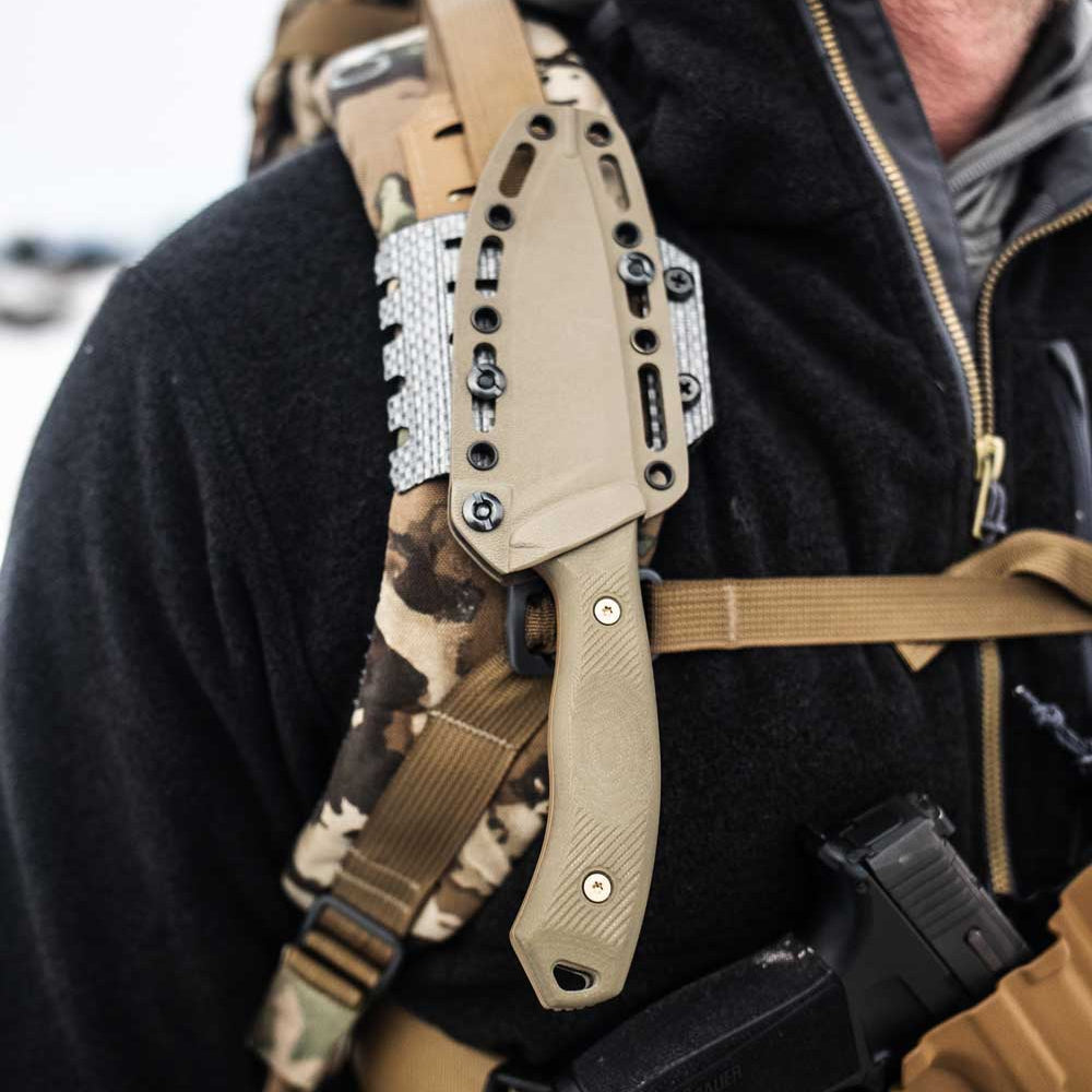 Hunting pack strap knife mount with a blade lok
