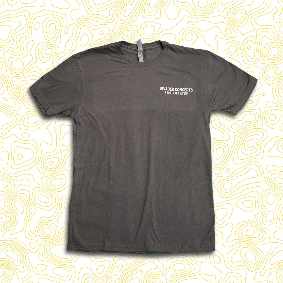 TATTERED FLAG TEE - GRAY