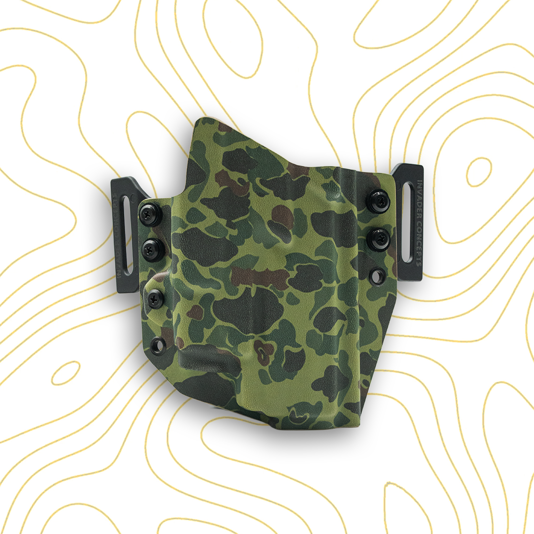 Camouflage holster on a white background with yellow line patterns, for every day carry 
